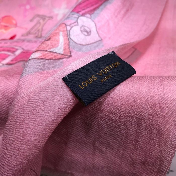 Louis Vuitton Scarf LV00072